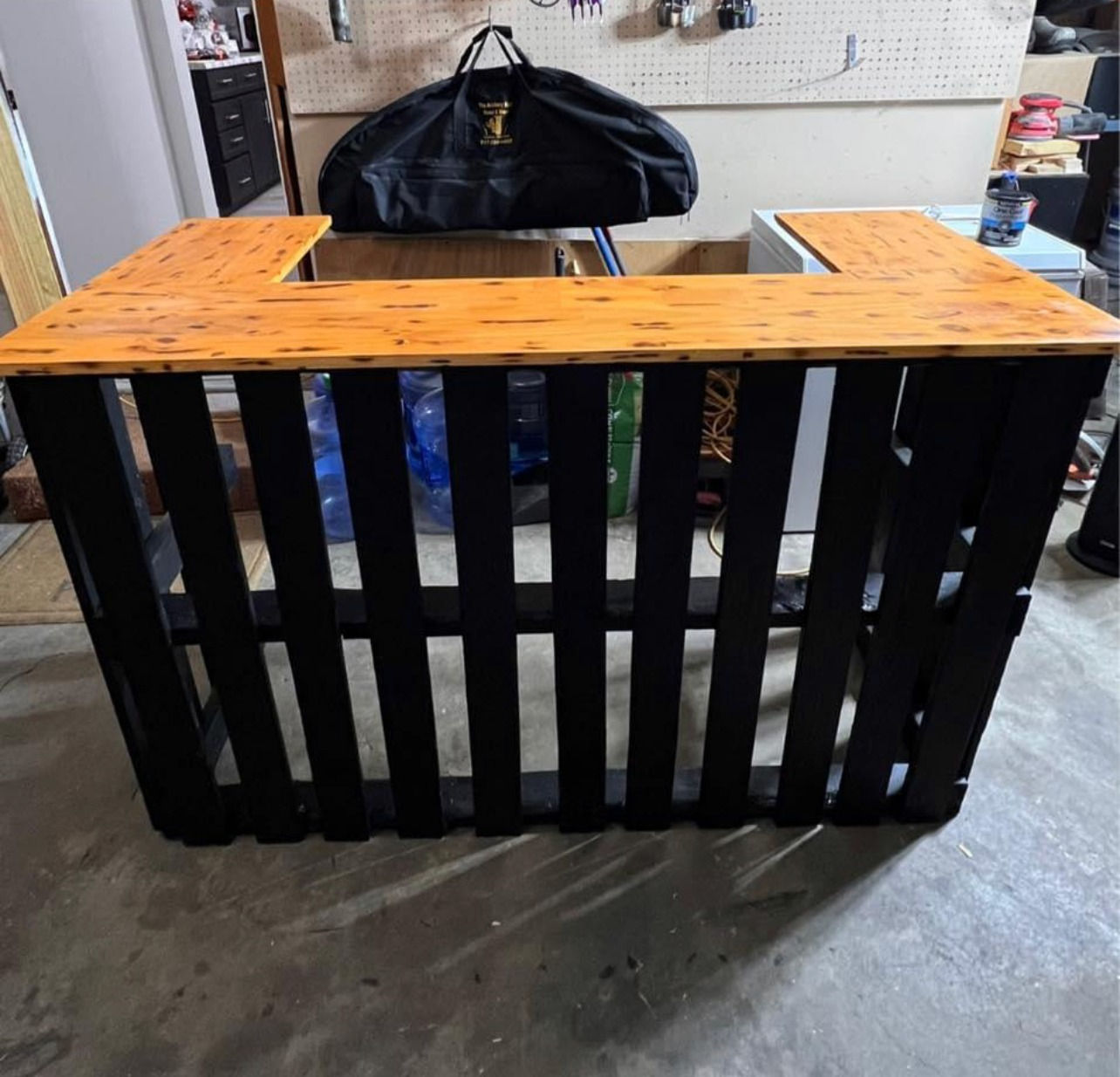 Outdoor/Indoor Bar