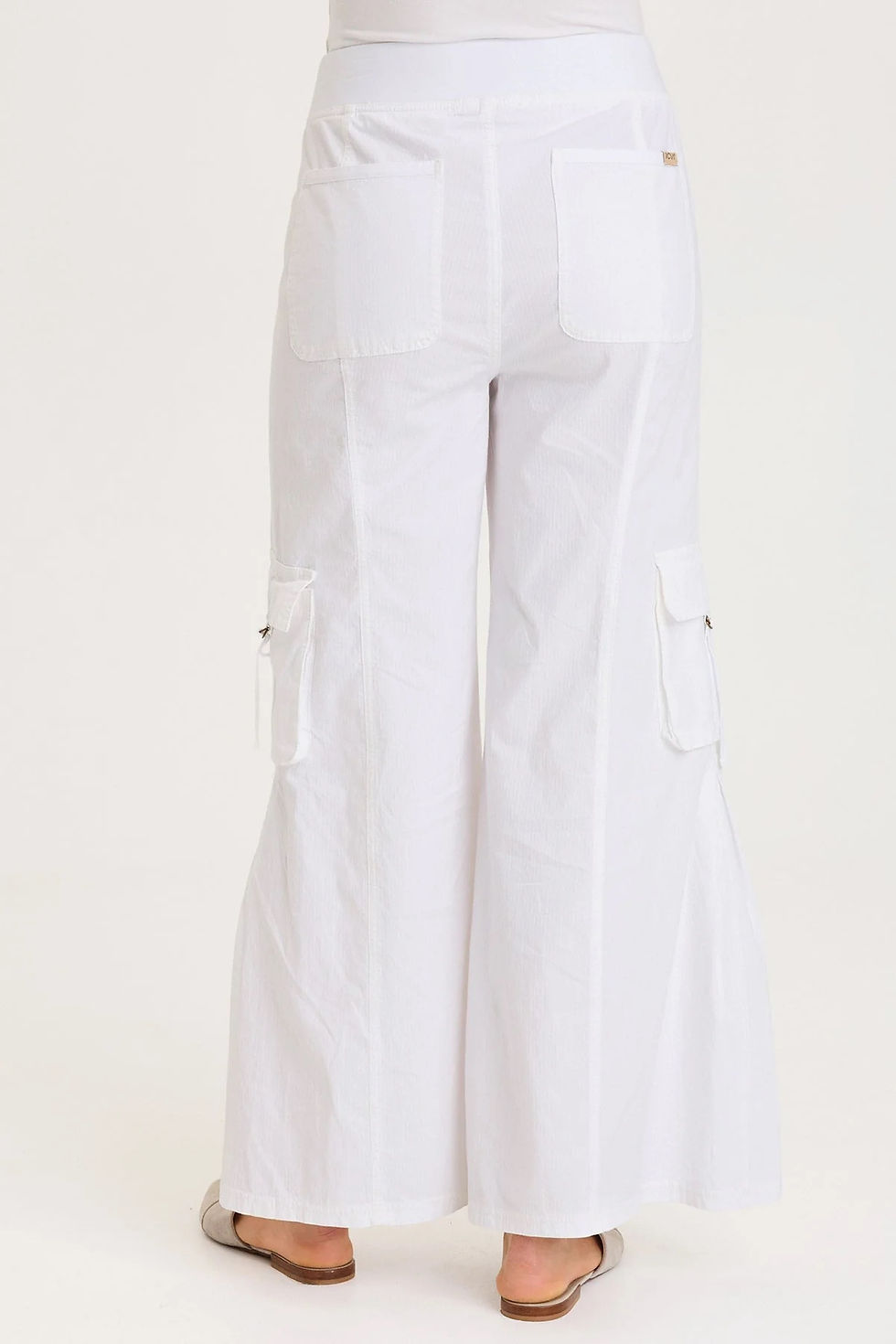 Thumbnail: XCVI ERWIN SIDE PLEATS CARGO WIDE-LEG PANT  In White