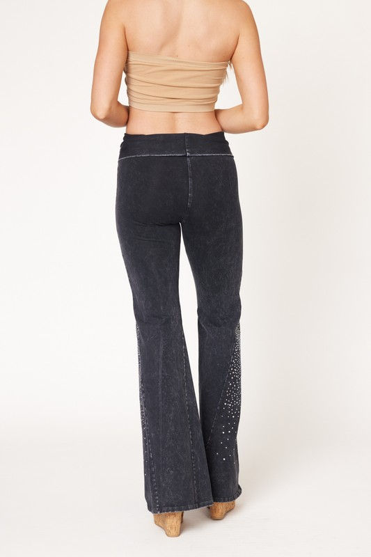 Thumbnail: Tparty Mineral Wash Stone Flare Yoga Pants