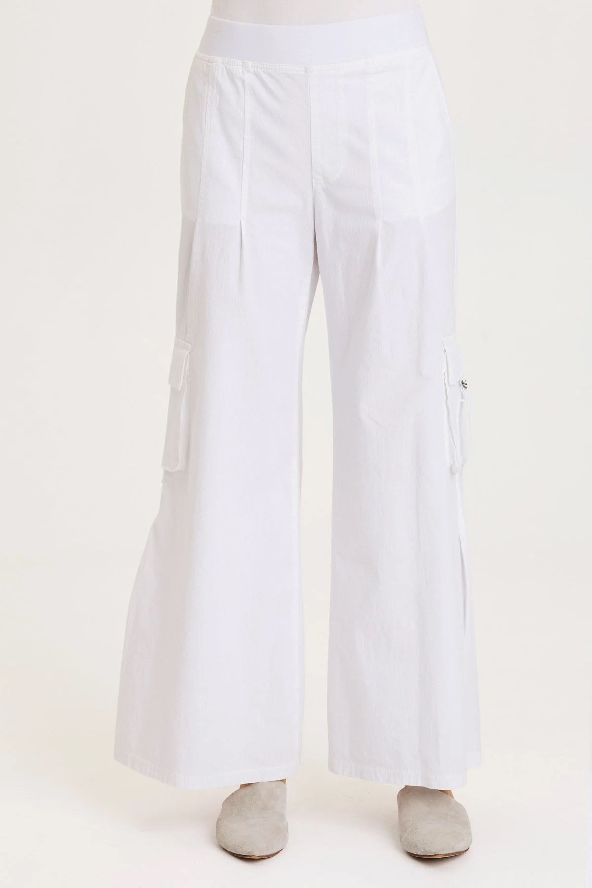 XCVI ERWIN SIDE PLEATS CARGO WIDE-LEG PANT In White
