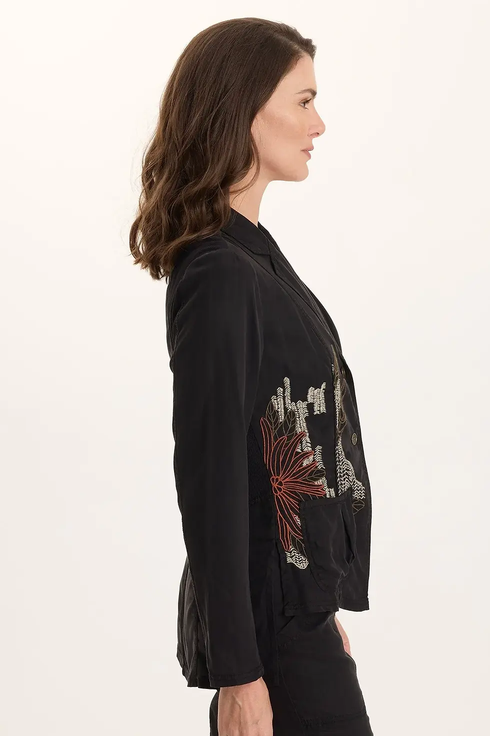 Thumbnail: XCVI DANSKI EMBROIDERED SOFT TWILL BLAZER  In Black