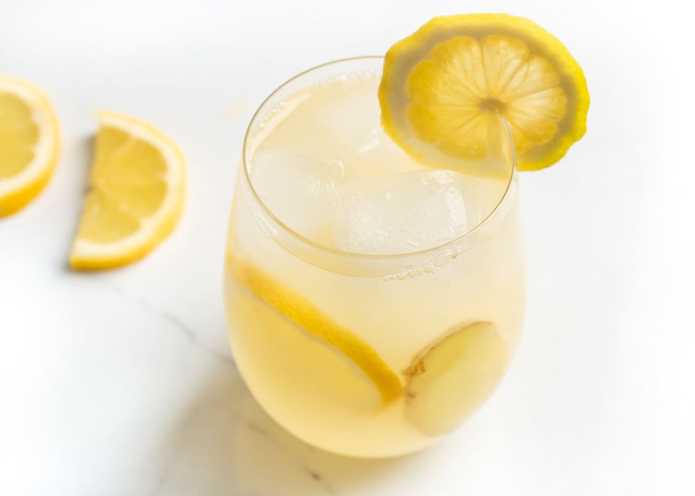 Ginger Lemonade with Aloe