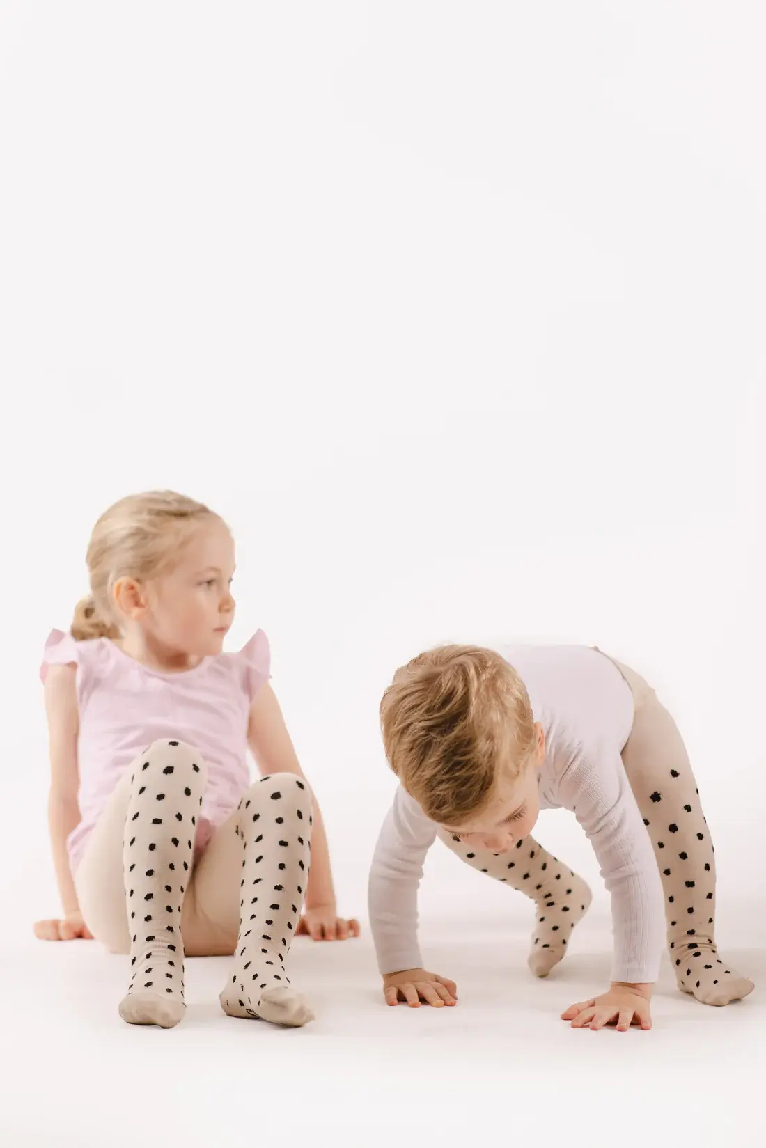 The Toddler Set "Explore" - Cream Dotty