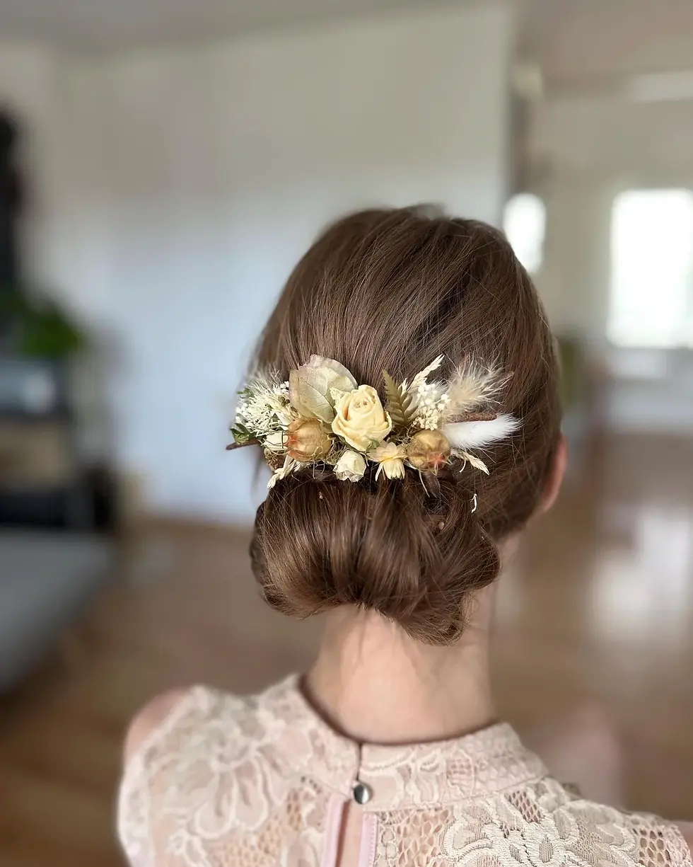 Miniatura: Pettine per capelli in stile boho con fiori secchi - accessorio da sposa.
