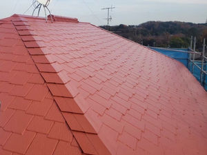 屋根塗装で美観・保護・機能性を取り戻す