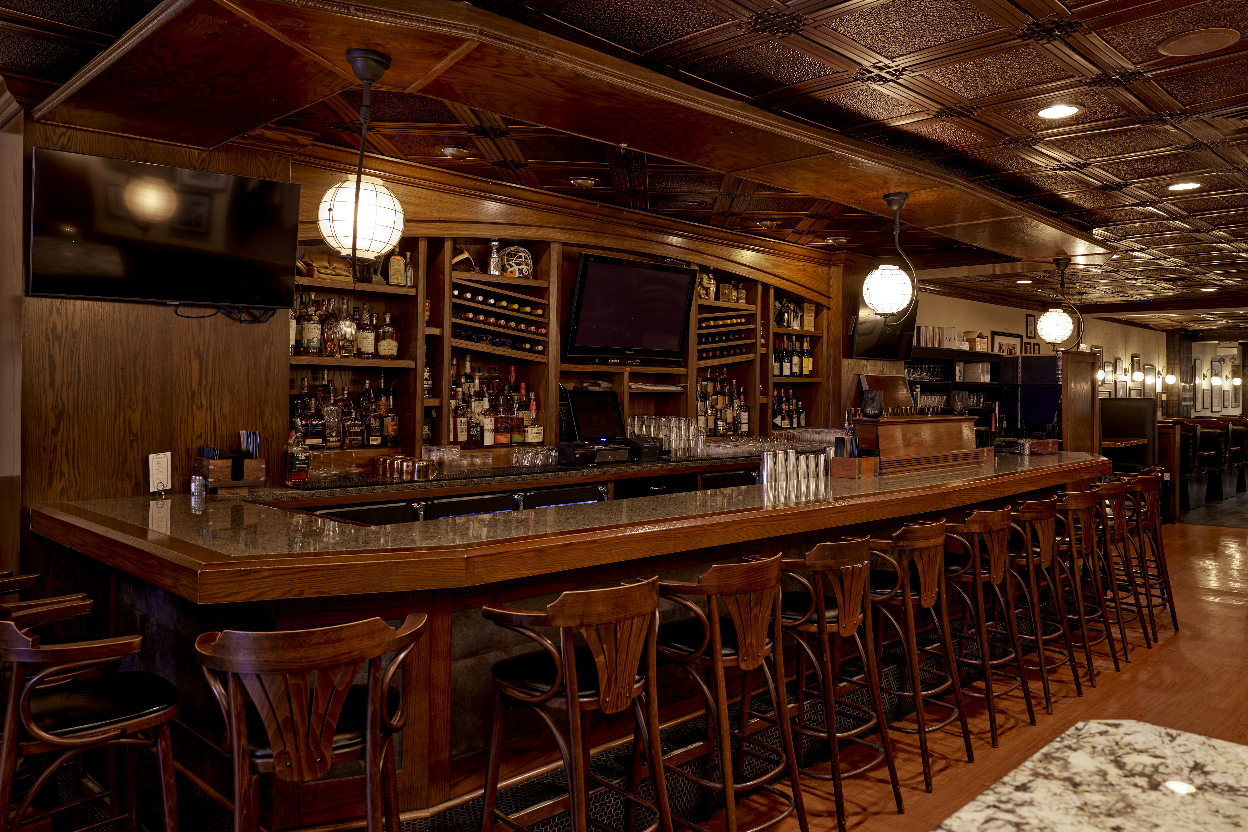 Exchequer Restaurant & Pub — The Loop
