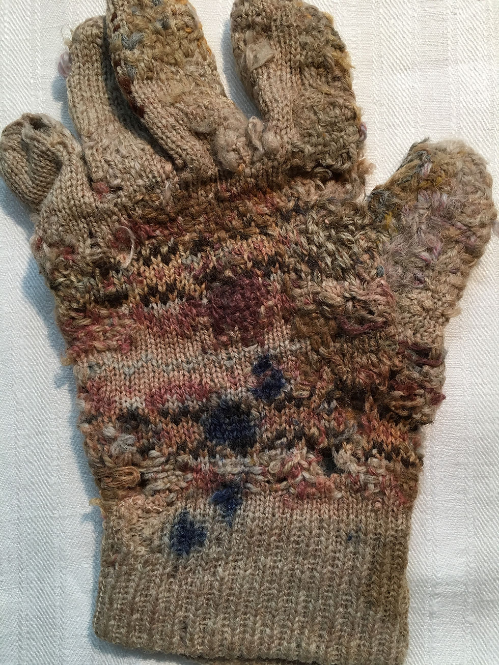 Gloves, before mounting