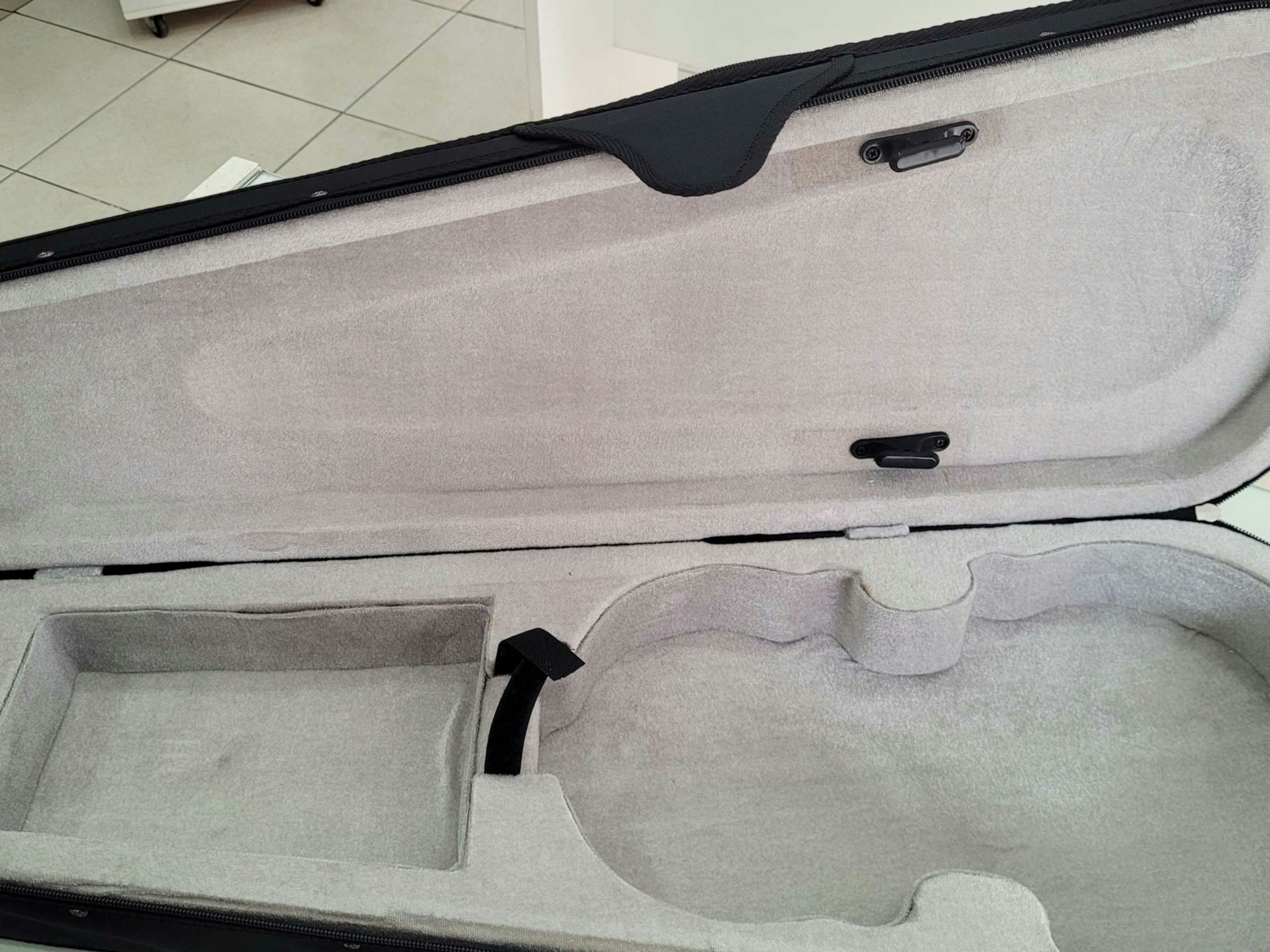Estojo para Violino em Formato Gota Cinza
