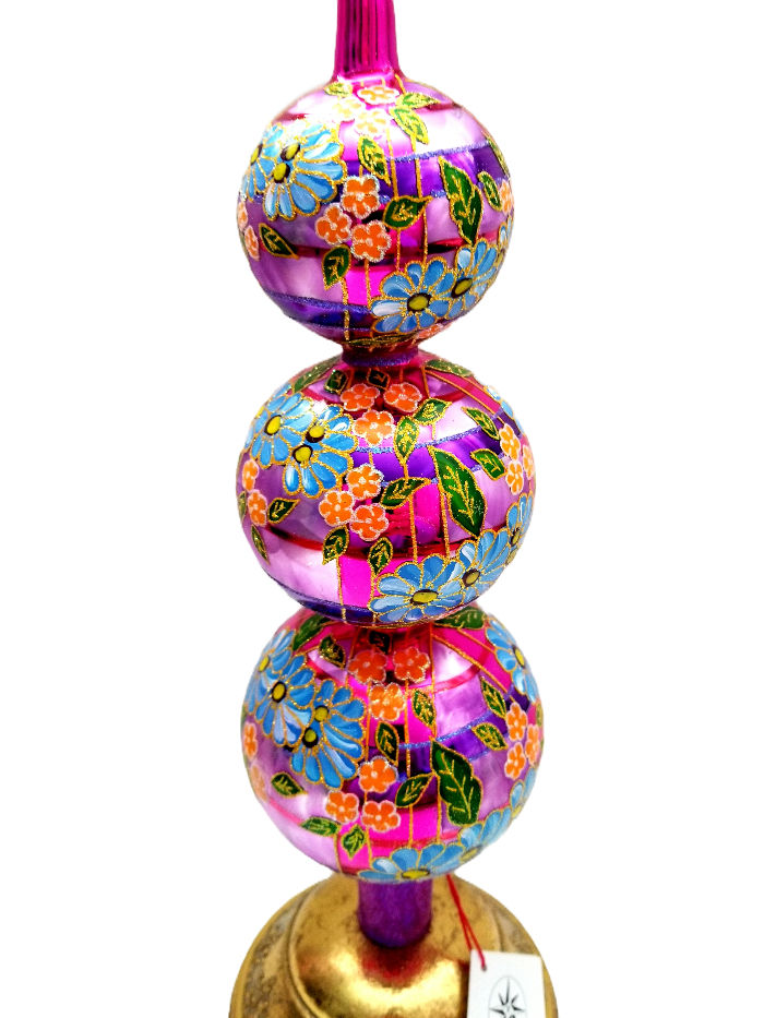 Thumbnail: Finial painted balls view #4