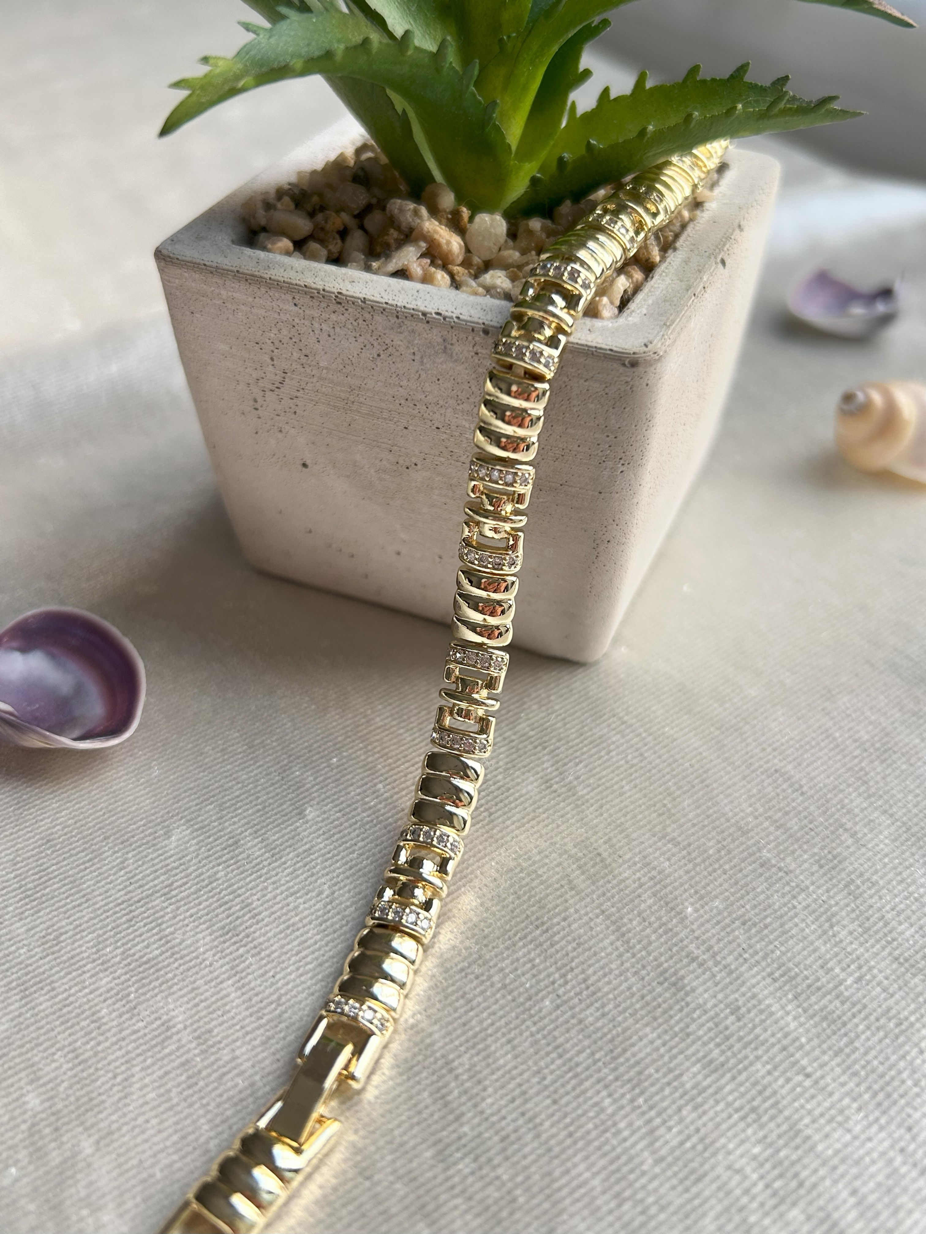 ORO SCANDİTO Zirkon Detaylı Altın Renk Xuping Bileklik