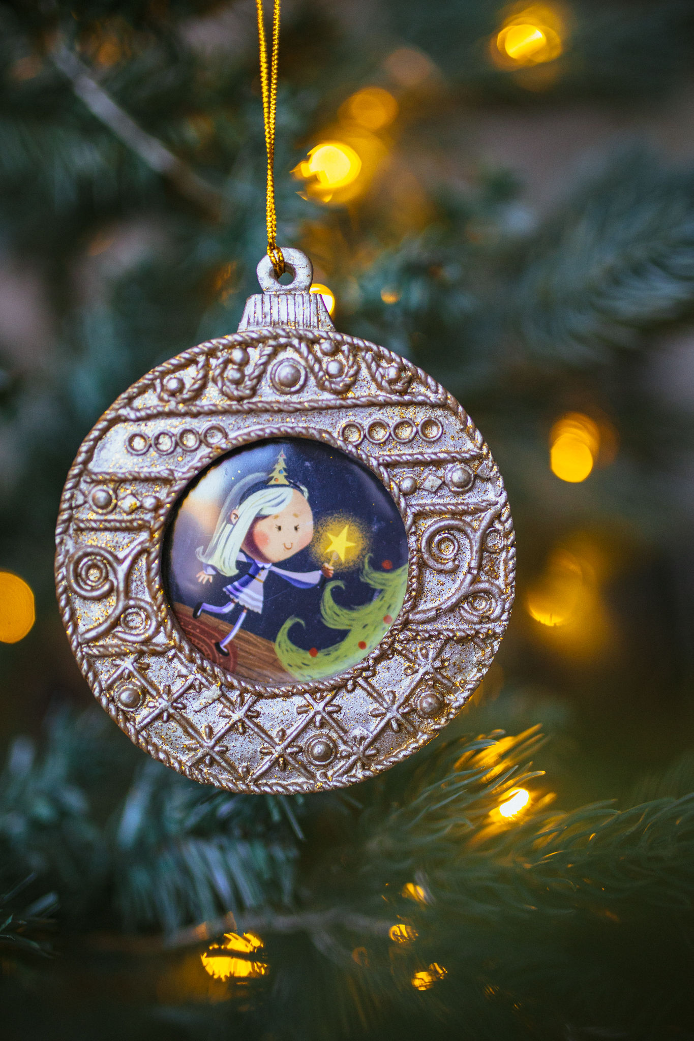 Christmas Tree Frame - Christmas Girl-