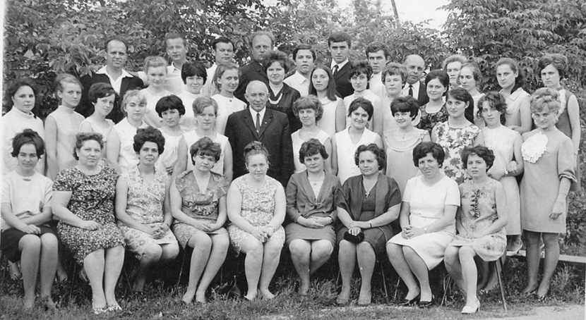 1948 - 1949 учебный год - педучилище стало четырехгодичным. 1958 год - было открыто музыкальное отделение по подготовке учителей пения общеобразовательной школы. С 1964 по 1973 годы директором педучилища работал Заслуженный учитель РСФСР Геннадий Васильевич Ванюткин.