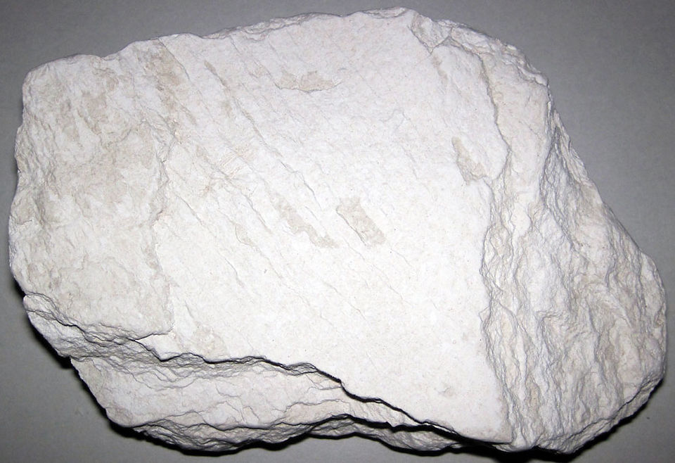 Diatomite rock sample from the Sisquoc Formation (by James St. John | Flickr)