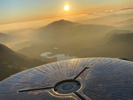 Climbing Snowdon (Yr Wyddfa) for Sunrise