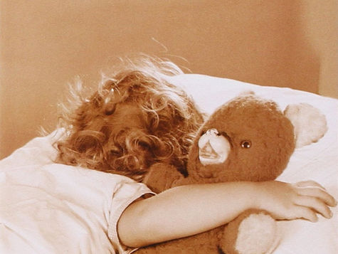 L'OBJET TRANSITIONNEL : ENJEUX ET LIMITES