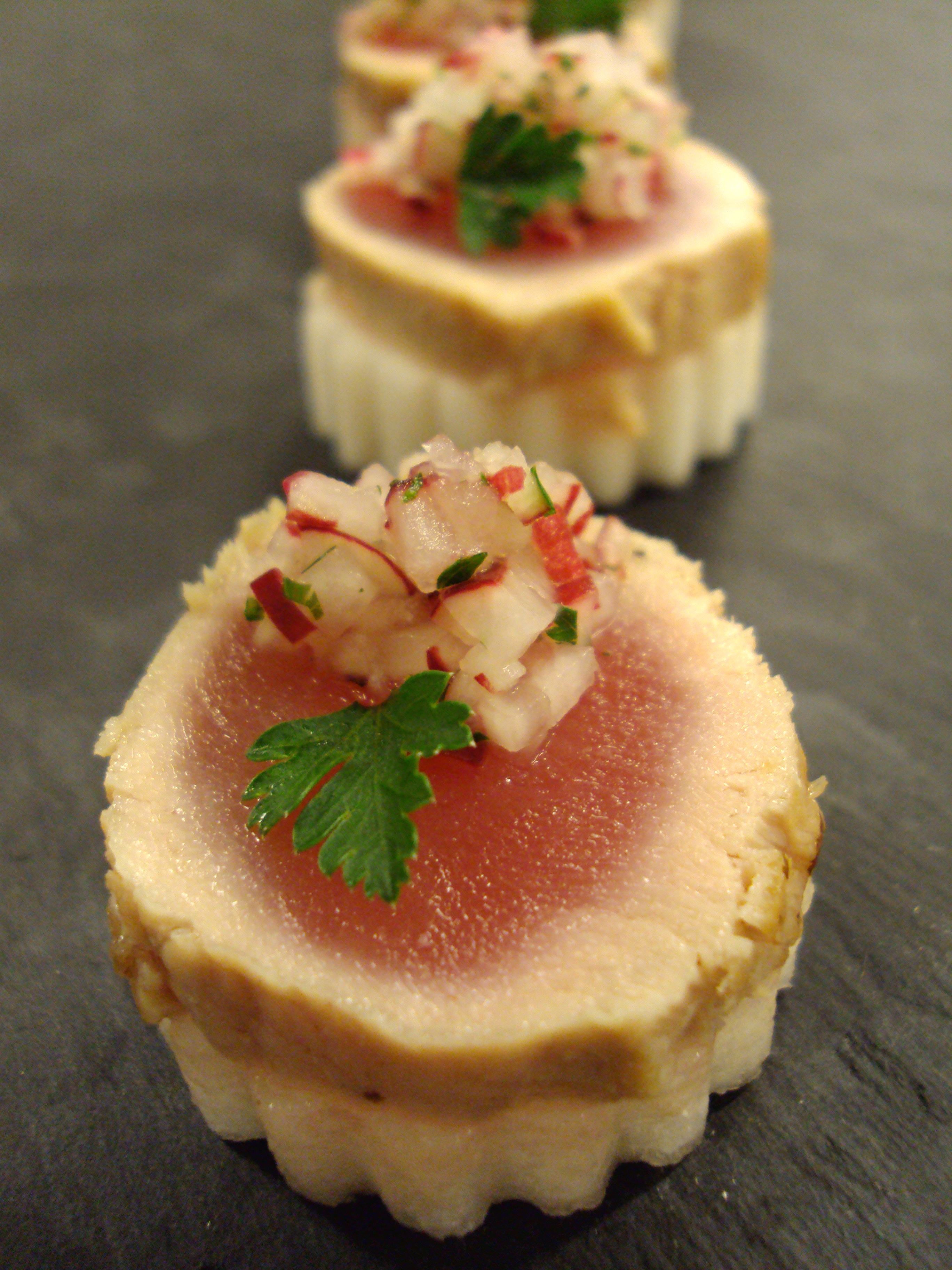 Seared tuna, radish relish