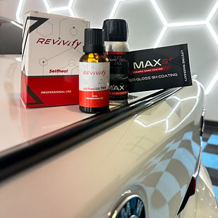 IMG_9379 (1)_edited.jpg