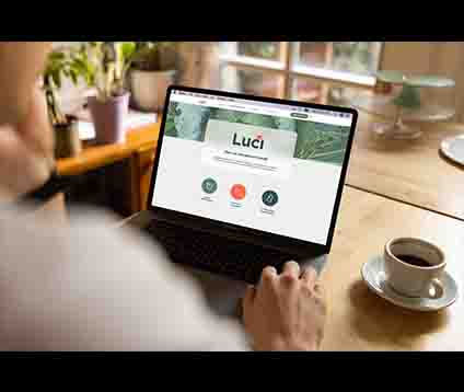 بلدية لافال تخصص 100,000 دولار لدعم صحة المسنين من خلال التكنولوجيا