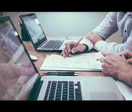 تباطؤ الاقتصاد الكندي واحتمال دخوله في ركود طفيف