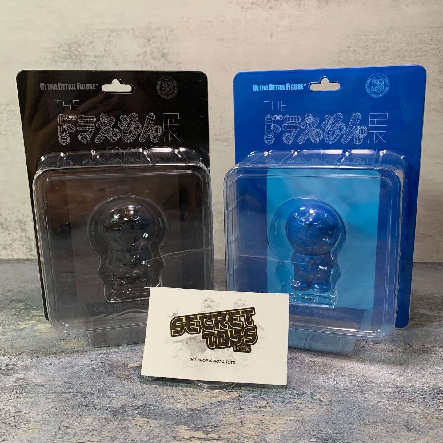 多啦A夢BLUE udf 公仔 $350 一隻