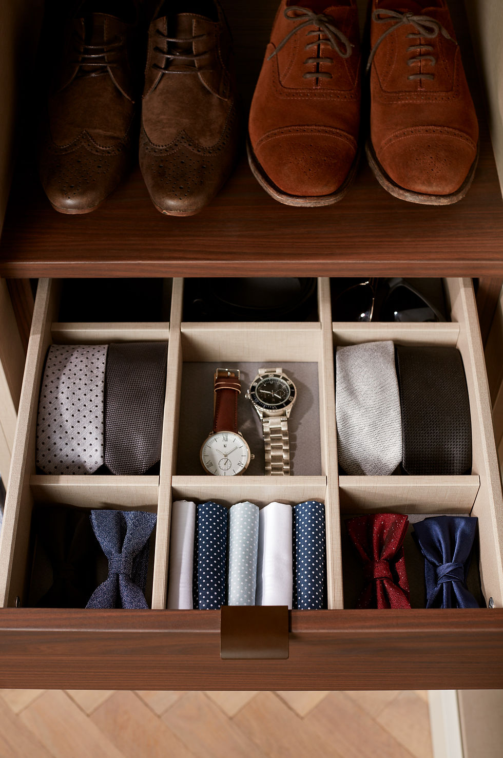 Walk In wardrobe - Parity matt white and walnut  (14).jpg