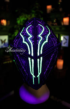 Alchemist mask full - front - glowing in the dark