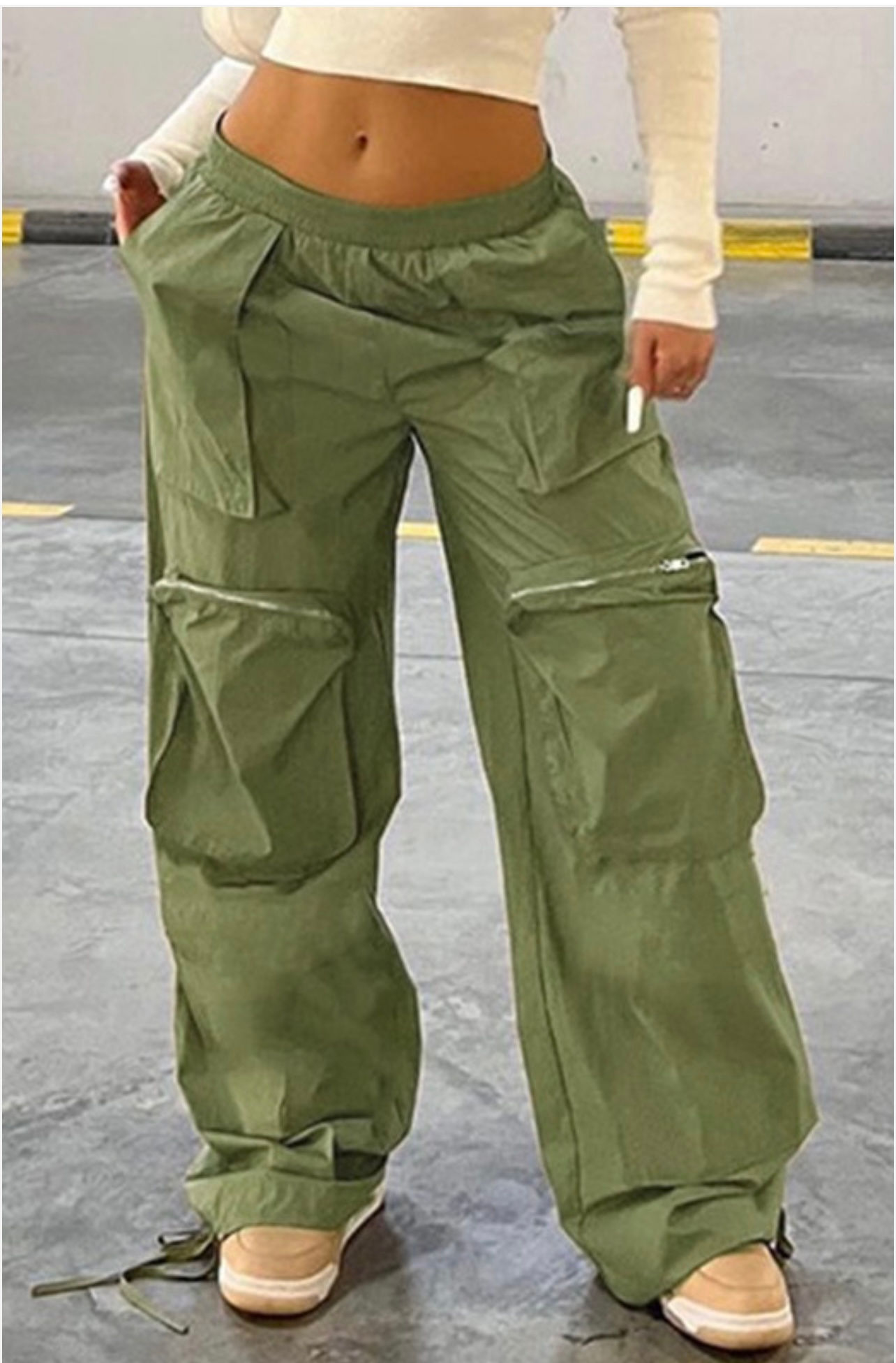 FULL POCKETS GREEN PANTS