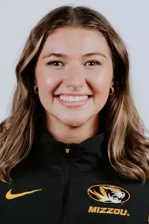Courtney Woods Commits to MU