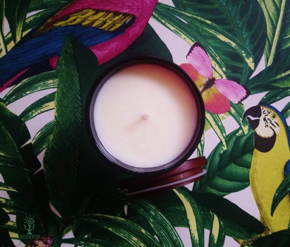 Thumbnail: Large Deluxe Aromatherapy Candle no1
