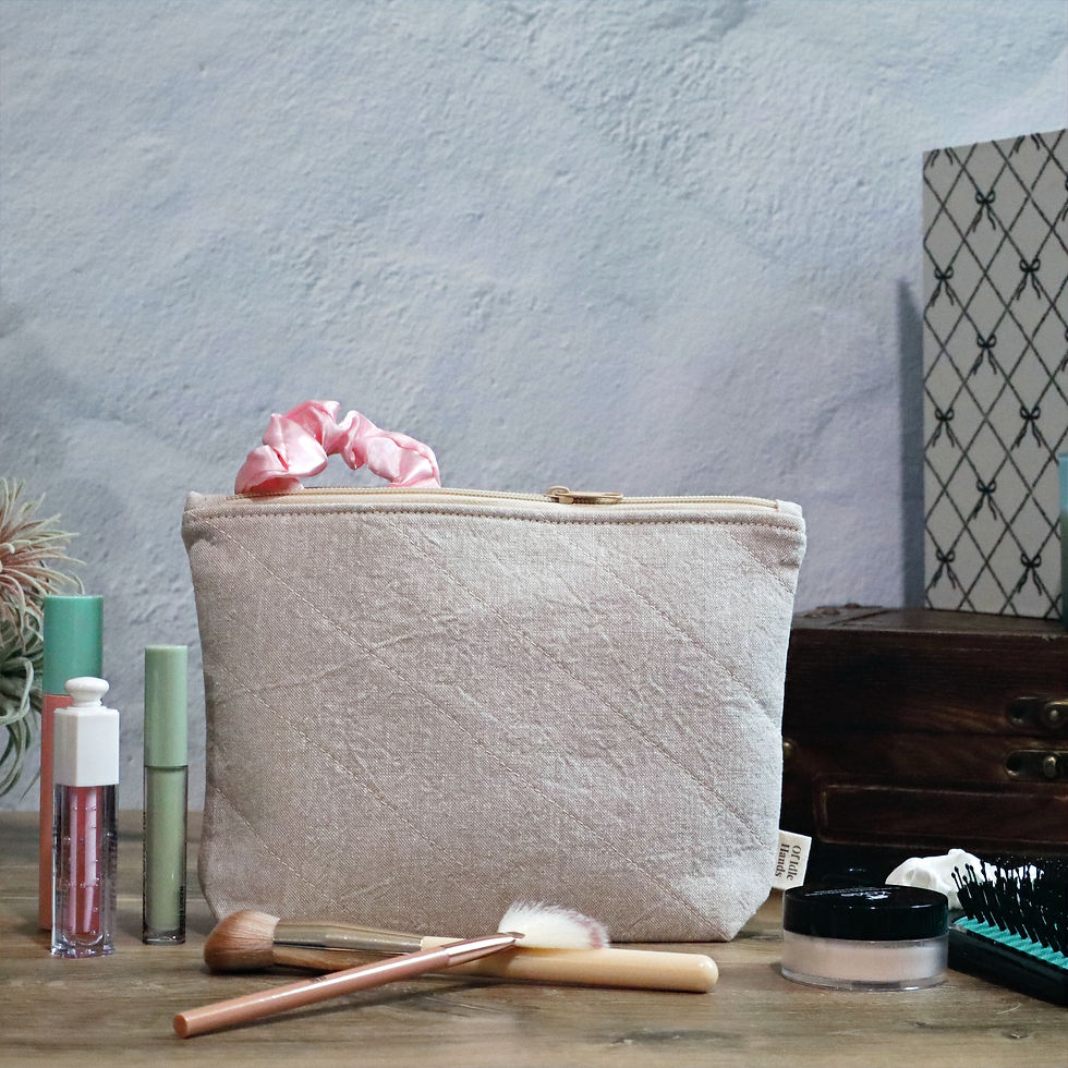 Thumbnail: Linen Zipper Pouch with make-up and hair products