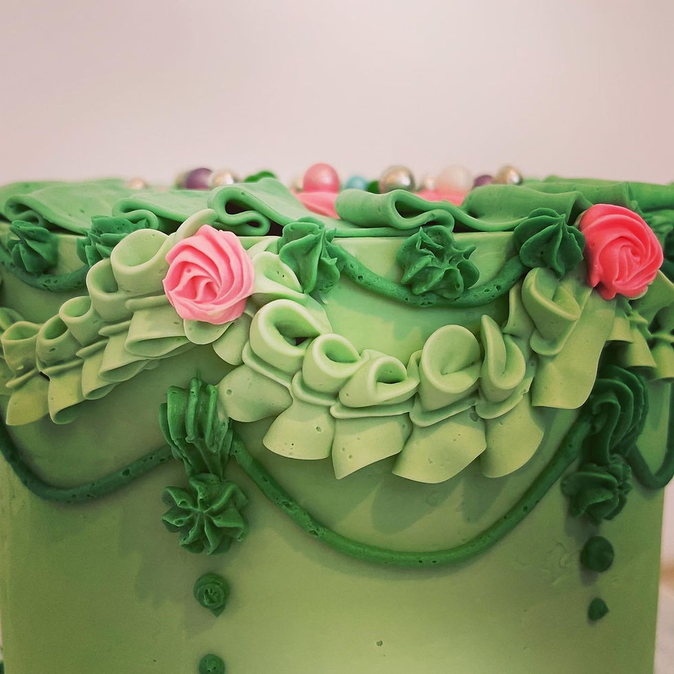 Thumbnail: Photo of a Vintage buttercream cake by Barbara Cakes London