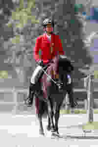 Silvia Ochesenreiter-Egli Heljar fra Stora Hofi Islandfperd tölt IPZV Turnier Reitjacket