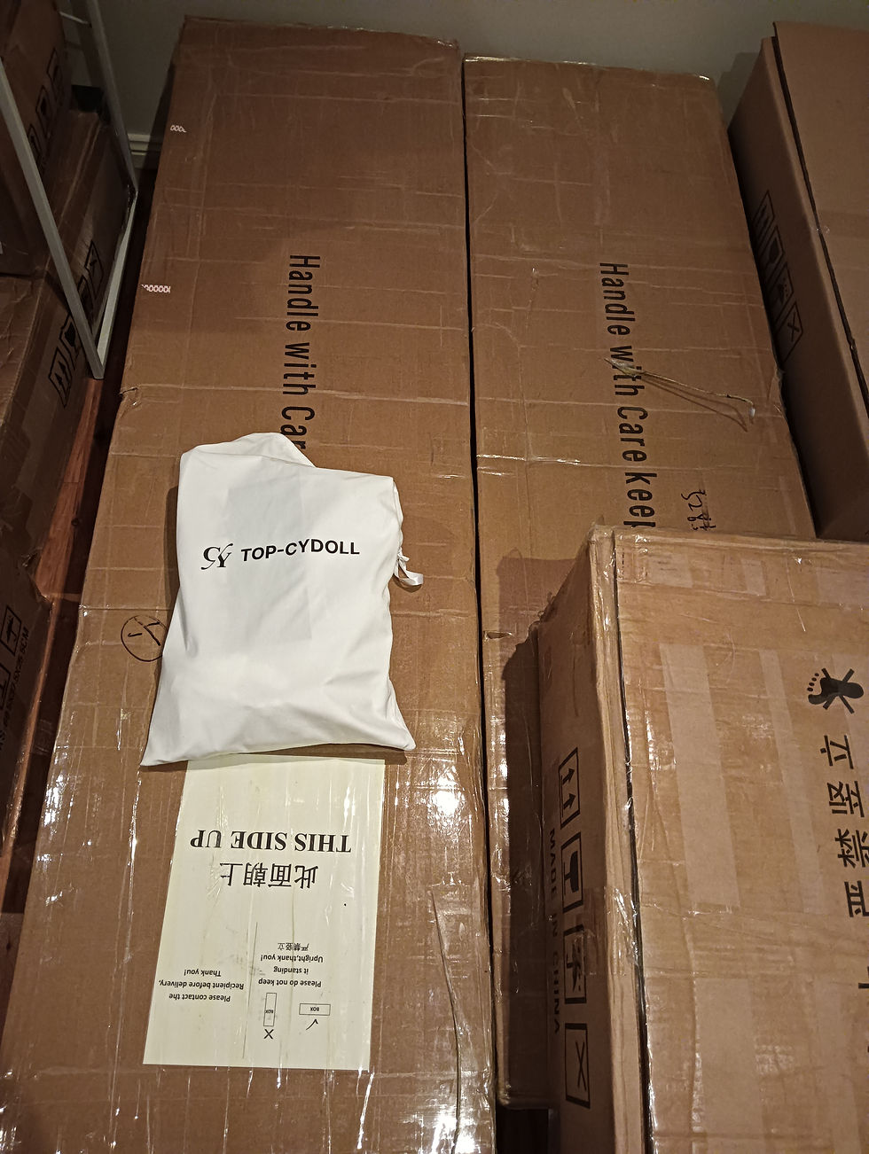 Wide-angle view of a discreet parcel ready for local delivery in Australia