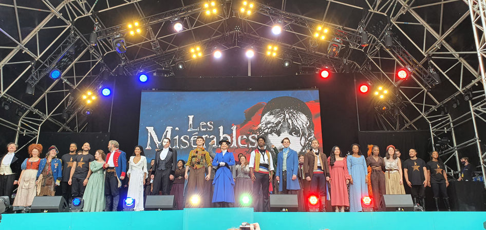 Les Mis