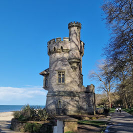 Hotels-Models14015 2_edit_new 2.jpg