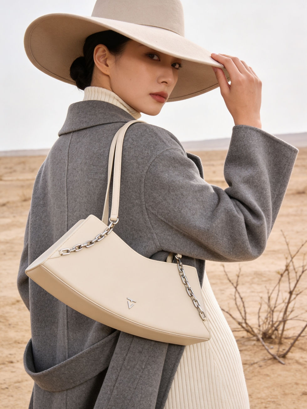 Miniature : Sac à main en cuir classique Aurora | Sac à main en cuir de luxe pour femme