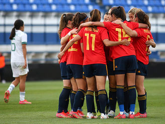 La lucha contra la invisibilidad del fútbol femenino español