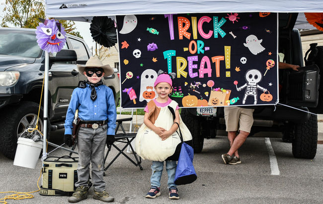 kids in Halloween costumes