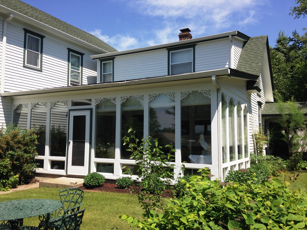 Harbor Hill Inn Lodging Hotels in Pepin, WI