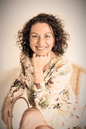 TonnettePortraits_June25-2_edited.jpg