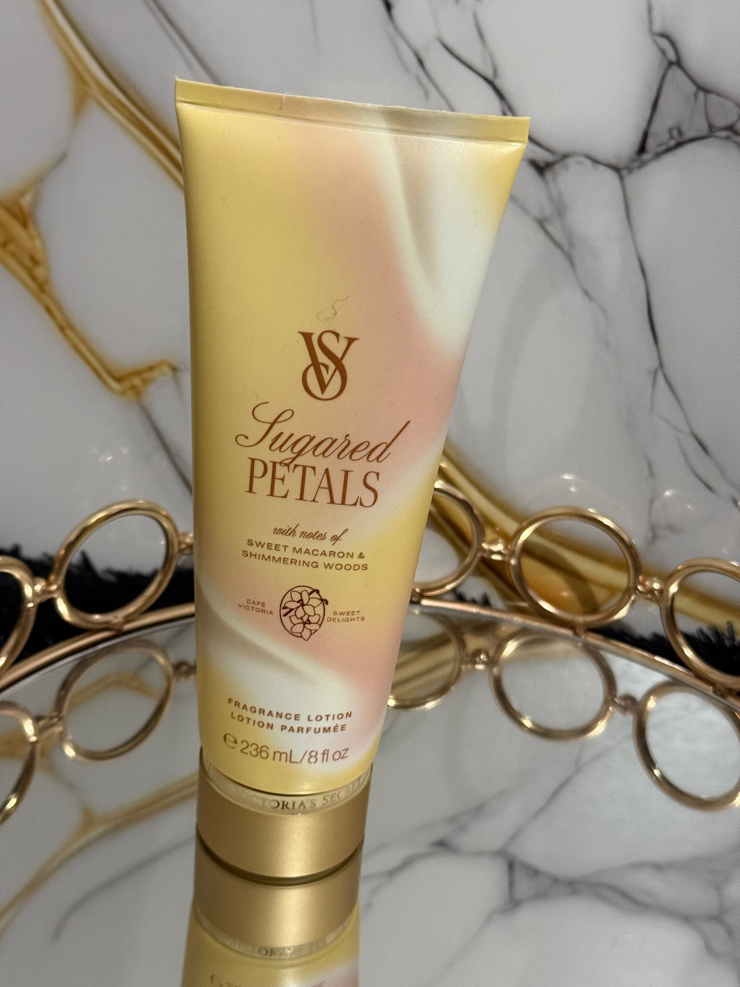 Crema VS Sugared Petals