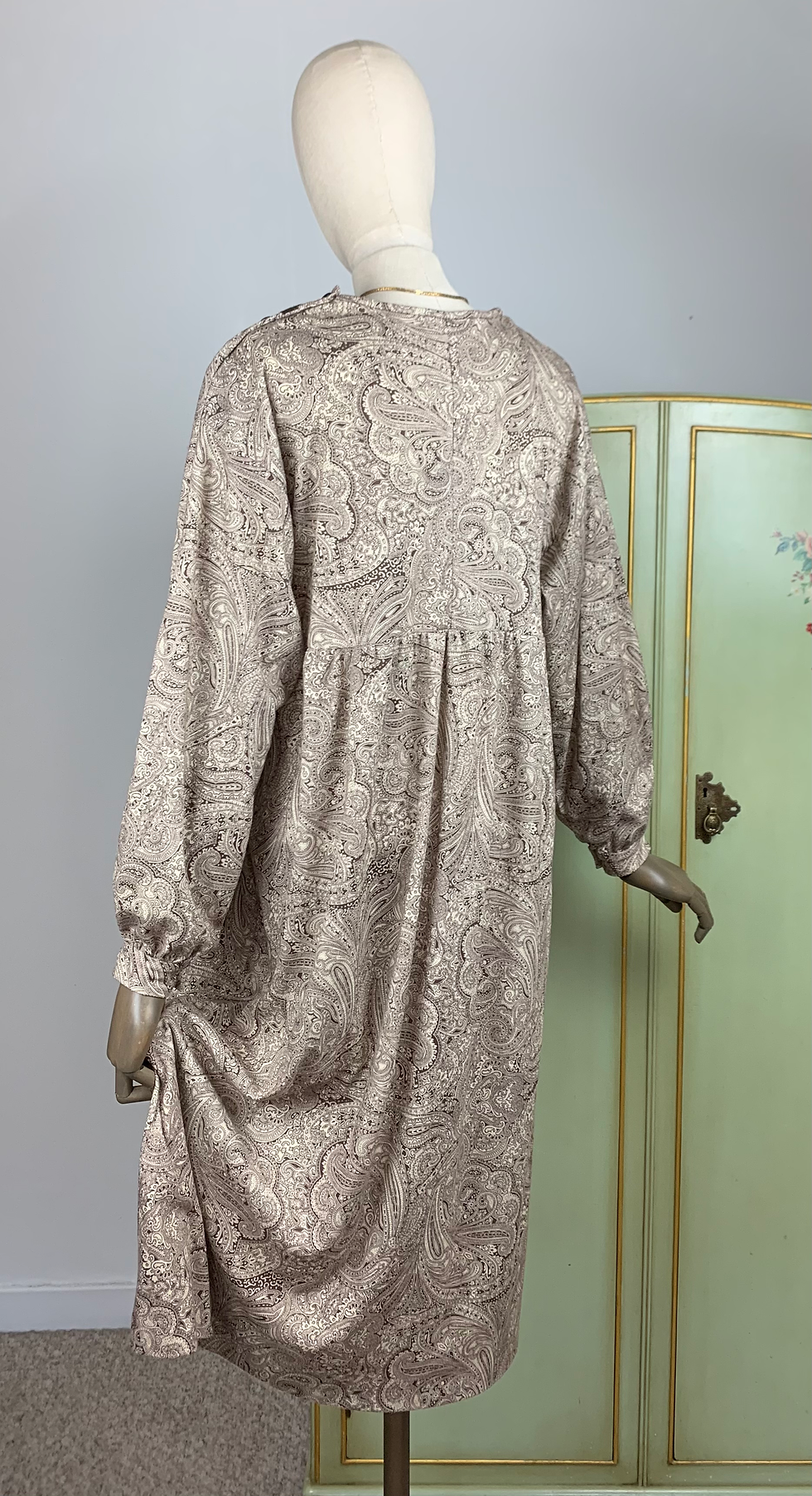 Thumbnail: Beige 70s Smock Midi Dress