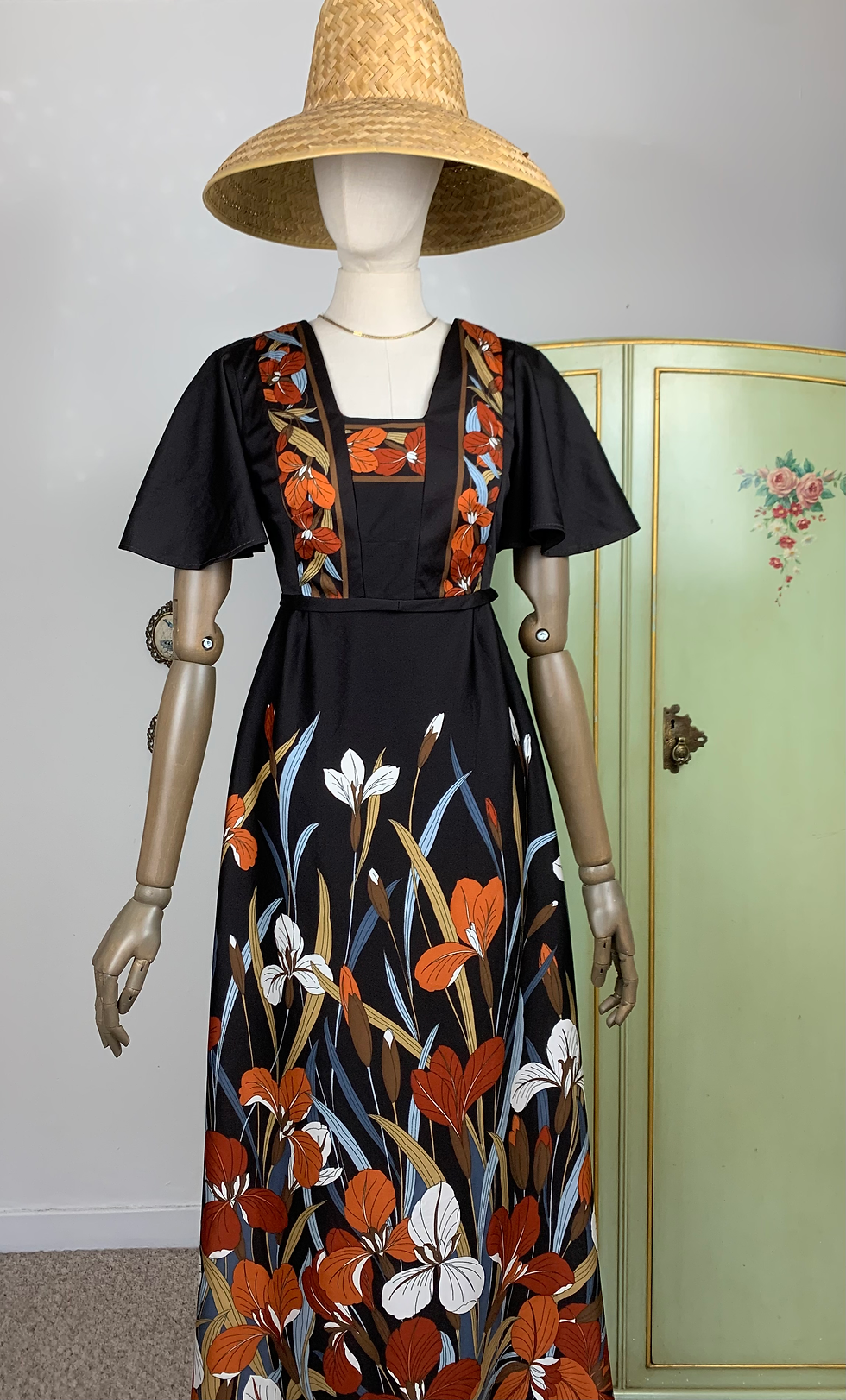Thumbnail: Brown 70s Floral Maxi Dress