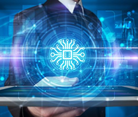 Integración más profunda con sistemas operativos.