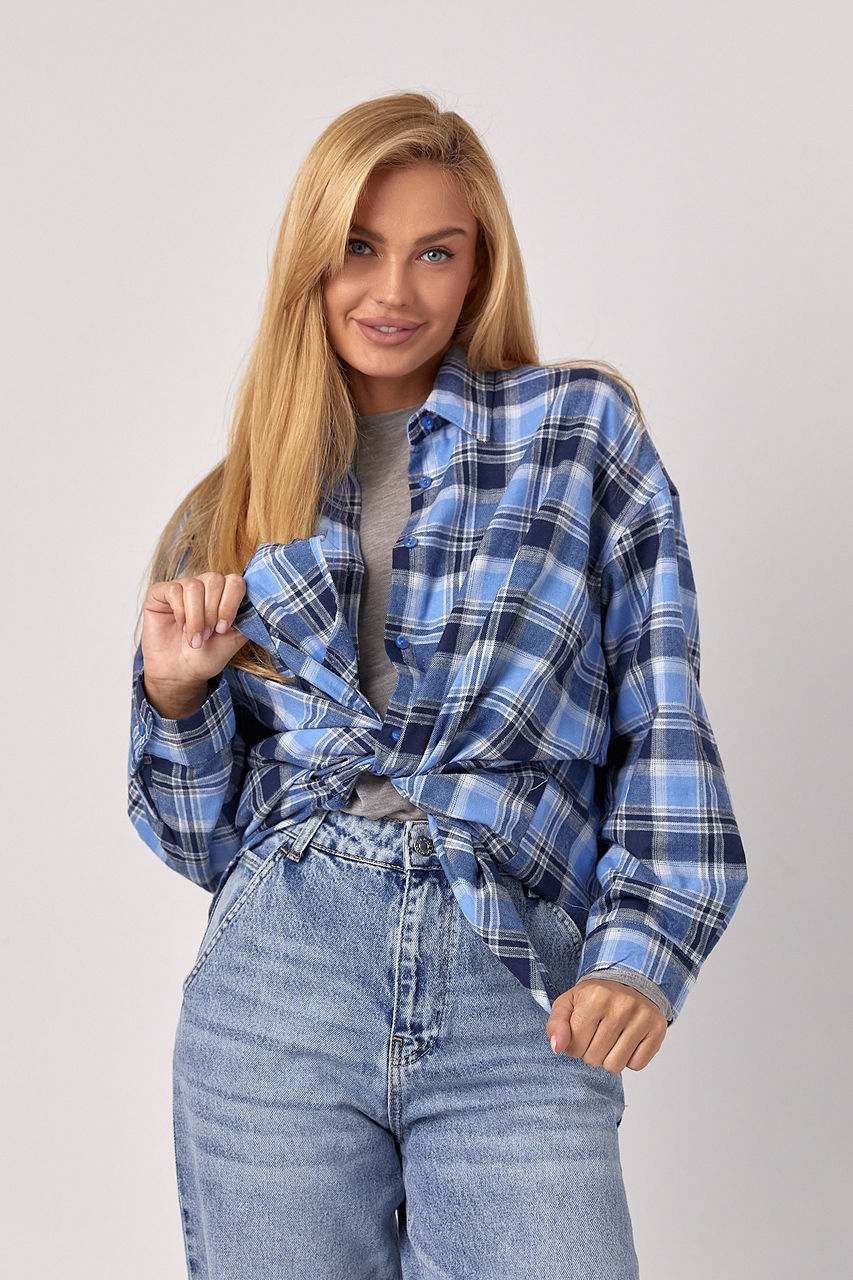 Жіноча сорочка в клітинку оверсайз крою