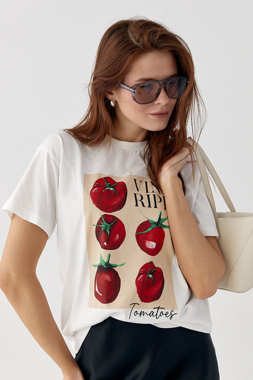 Трикотажна футболка з принтом томатів