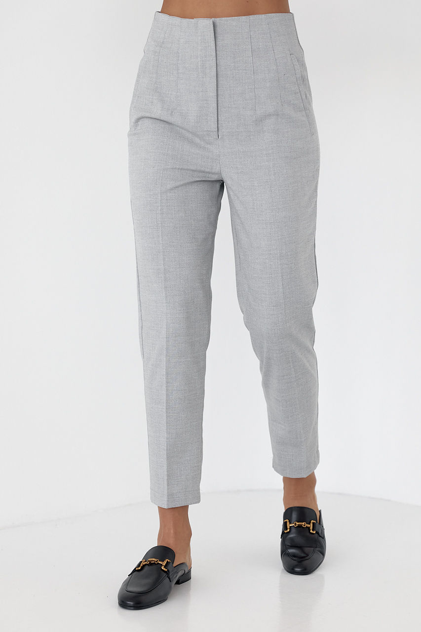 Класичні жіночі штани вкорочені