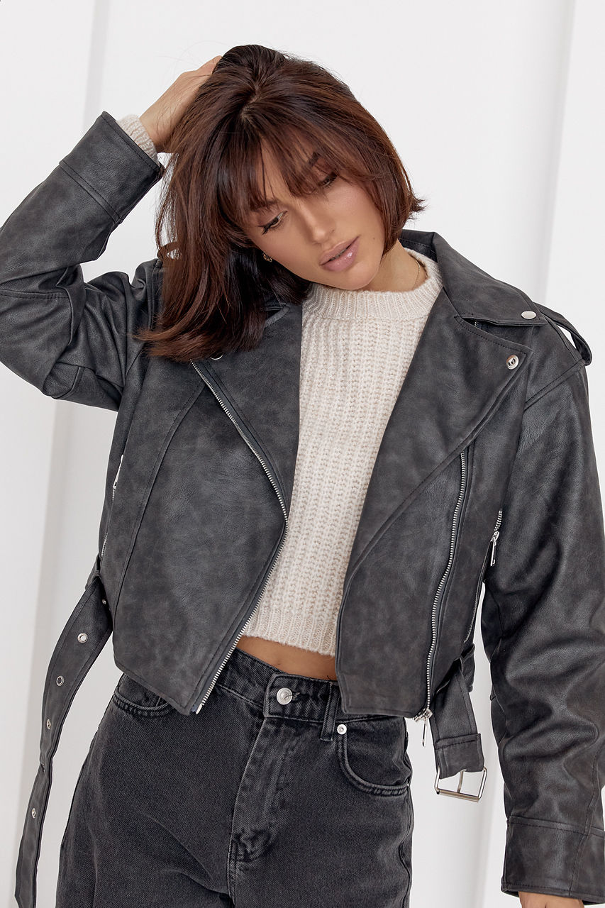 Жіноча куртка-косуха зі шкірозамінника