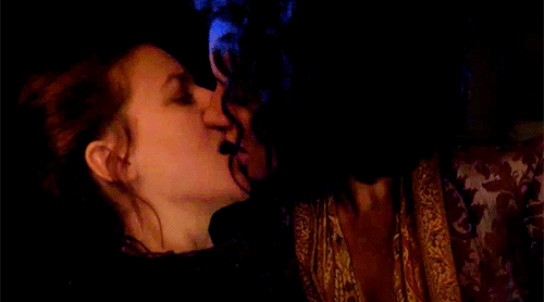 yara-ellaria.gif