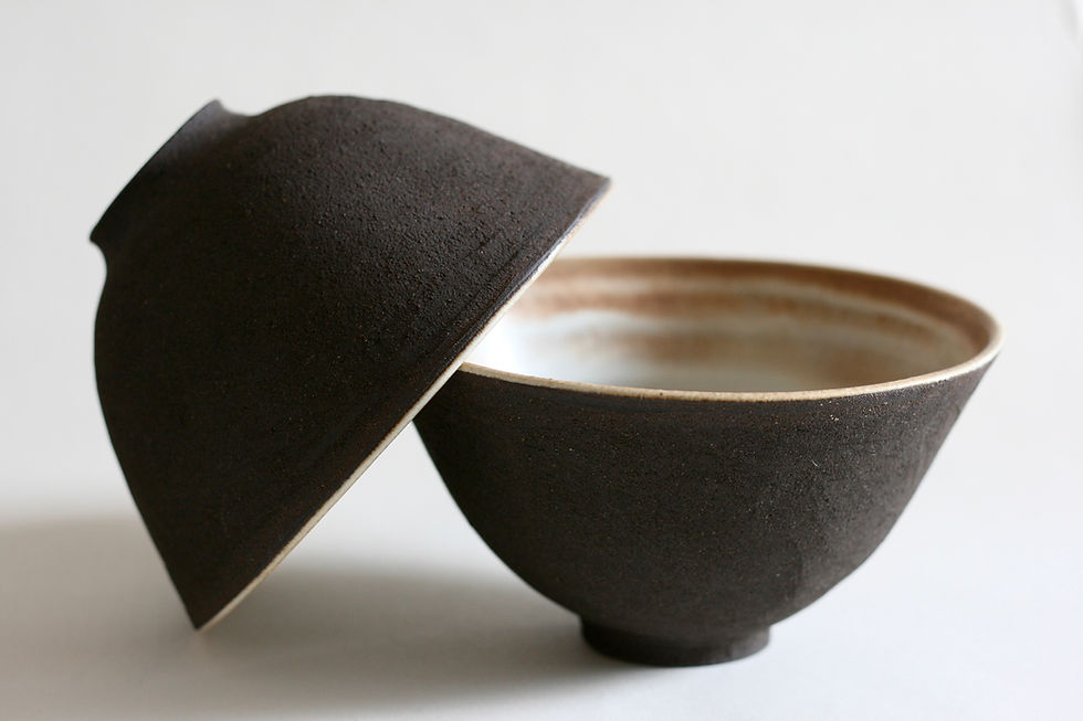 Thumbnail: Black Ceramic Noodle bowl